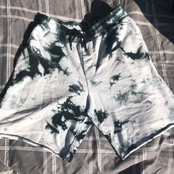 Men’s khaki pants and shorts - Picture 6 of 6